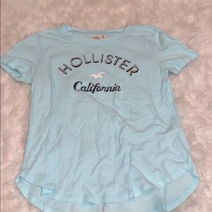 hollister top!!